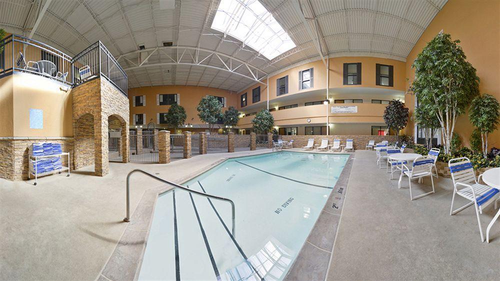 Quality & Conference Center Near Isu Campus